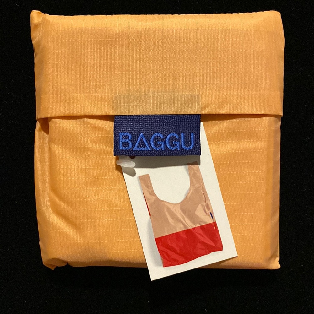NWT BAGGU PEACH BLOCK Standard Size Reusable Bag - Discontinued Pattern